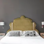 Adriano Rooftop Hotel 4*