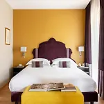 Adriano Rooftop Hotel