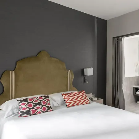 Adriano Rooftop 4* Řím