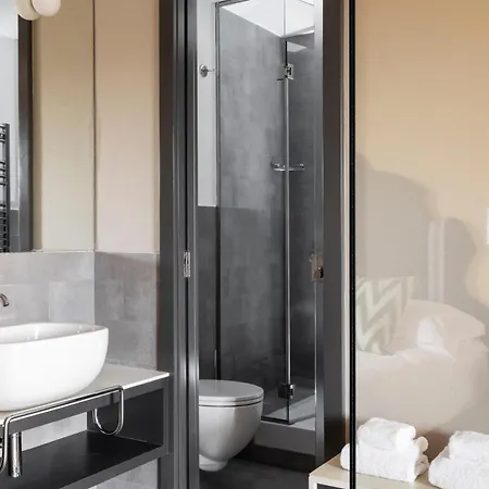 Adriano Rooftop Hotell 4*