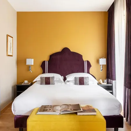 Adriano Rooftop Hotell