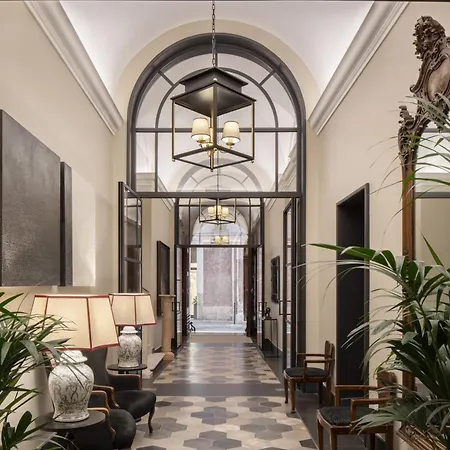 Adriano Rooftop Hotel