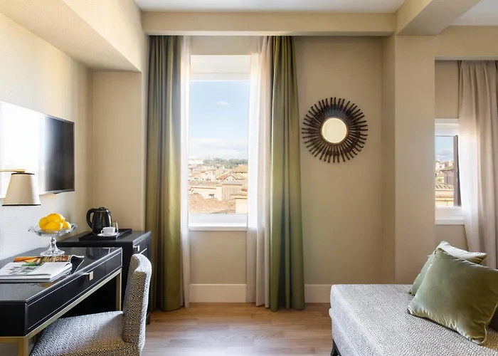 Adriano Rooftop Hotell