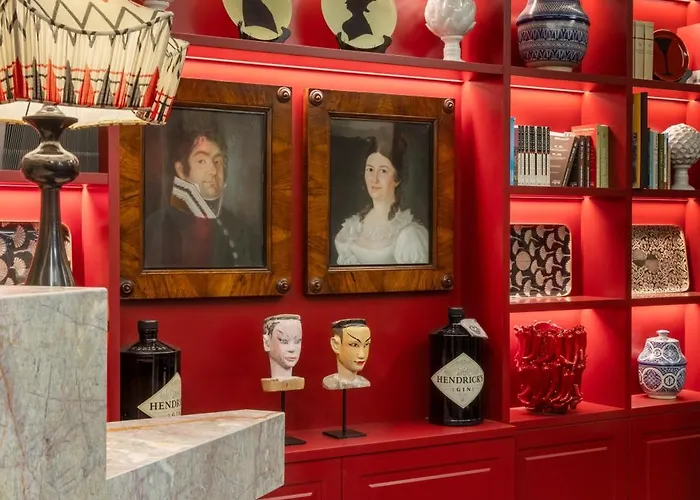 Adriano Rooftop Hotell