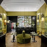 Adriano Rooftop Ξενοδοχείο 4*