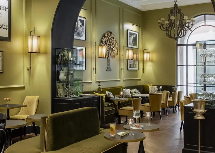 Adriano Rooftop 4* 罗马